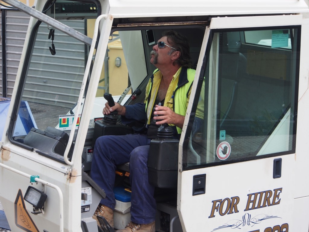 Where do you want this steel left, mate?