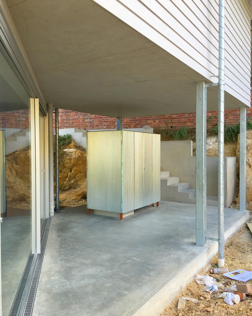 The laundry is done, but what about the balustrade!